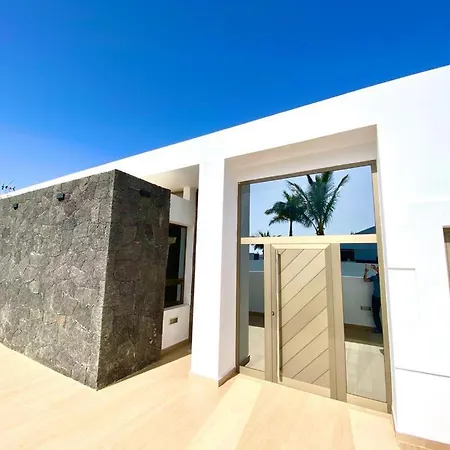 Luxury Olivia 3 Beds - 3 Baths ヴィラ *