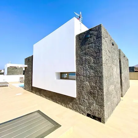 Luxury Olivia 3 Beds - 3 Baths ヴィラ *