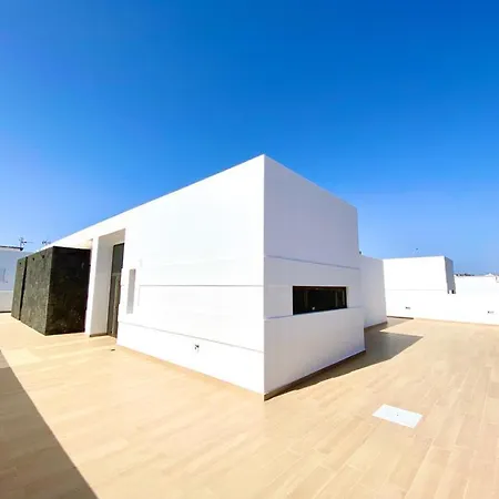 Luxury Olivia 3 Beds - 3 Baths * Puerto del Carmen